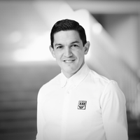 Pr. Victor Mejia